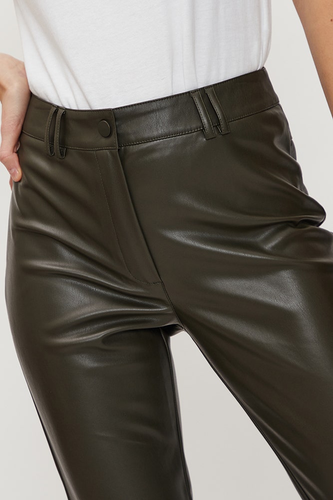 PANTALÓN iO