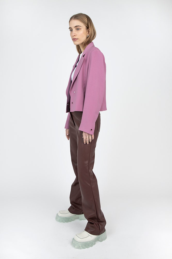BLAZER CROP CON OJETILLOS